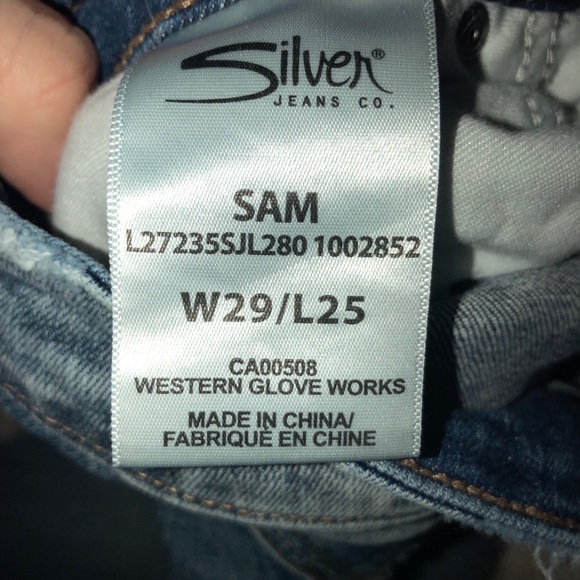Silver Jeans - Picture 4 of 4